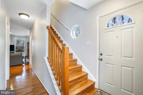 6420 Old Scotts Ct, Springfield, VA 22152 photo 17