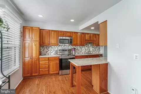 6420 Old Scotts Ct, Springfield, VA 22152 photo 6