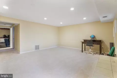 6420 Old Scotts Ct, Springfield, VA 22152 photo 38