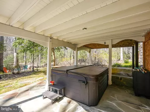 Exterior - 12132 Stirrup Rd, Reston, VA 20191 photo 20 of 21