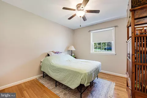Bedroom - 12132 Stirrup Rd, Reston, VA 20191 photo 5 of 6