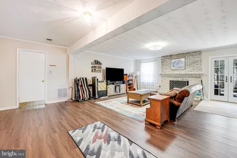 Living - 12132 Stirrup Rd, Reston, VA 20191 photo 3 of 4