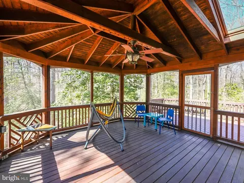 Exterior - 12132 Stirrup Rd, Reston, VA 20191 photo 10 of 21