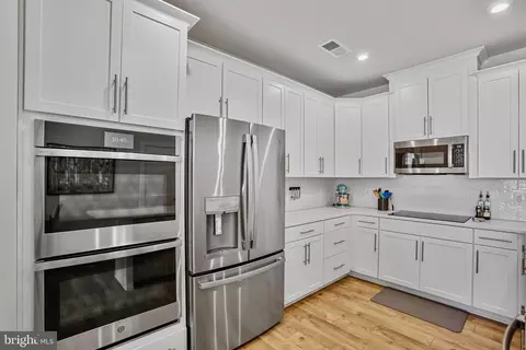 1684 Bandit Loop, Reston, VA 20190 photo 7