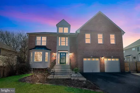 440 W Street St NW, Vienna, VA 22180