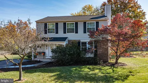 4417 Cub Run Rd, Chantilly, VA 20151