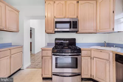 5404 Danville St, Springfield, VA 22151 photo 7