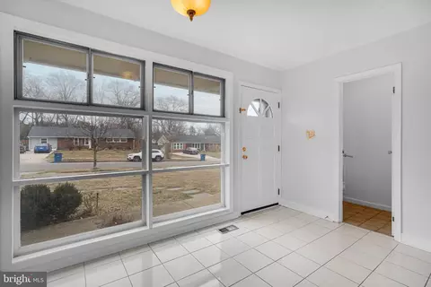 5404 Danville St, Springfield, VA 22151 photo 3