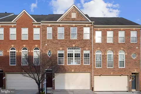 8463 Kirby Lionsdale Dr, Lorton, VA 22079