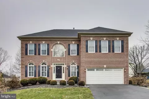Exterior - 8967 Scott St, Springfield, VA 22153 photo 2 of 10