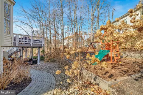 Exterior - 8967 Scott St, Springfield, VA 22153 photo 7 of 10
