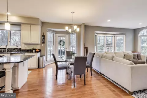 Dining - 8967 Scott St, Springfield, VA 22153 photo 4 of 4