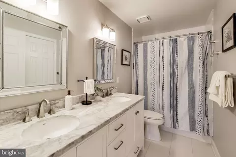 Bath - 8967 Scott St, Springfield, VA 22153 photo 5 of 6