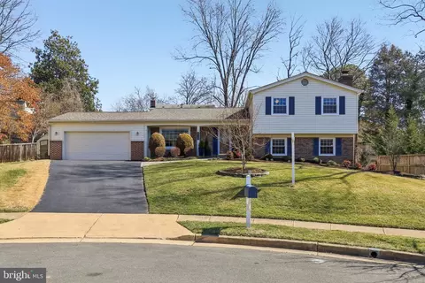 9926 Barnsbury Ct, Fairfax, VA 22031