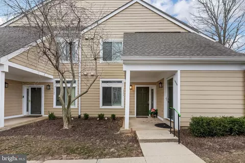 12288 Fort Buffalo Cir #475, Fairfax, VA 22033