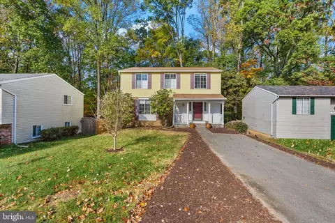 8470 Rainbow Bridge Ln, Springfield, VA 22153