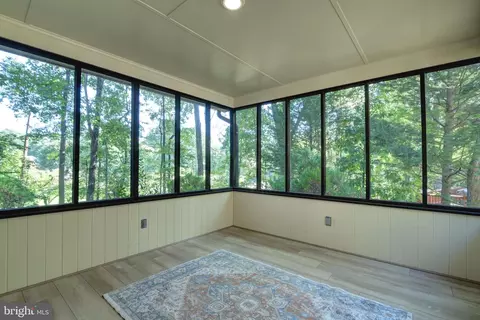 5901 Boothe Dr, Burke, VA 22015 photo 11