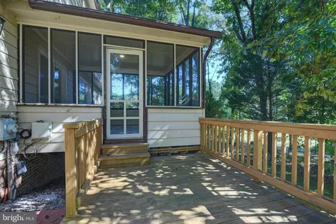 5901 Boothe Dr, Burke, VA 22015 photo 12