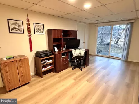 5901 Boothe Dr, Burke, VA 22015 photo 32