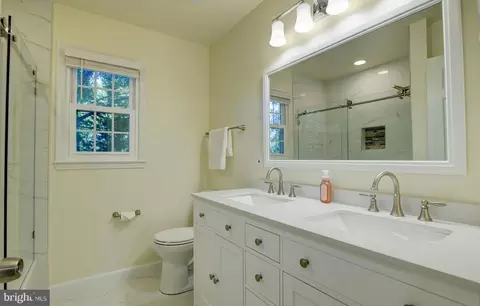 5901 Boothe Dr, Burke, VA 22015 photo 25