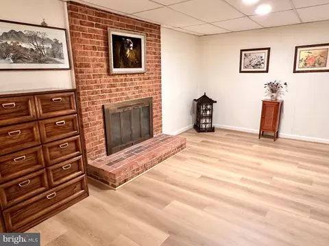 5901 Boothe Dr, Burke, VA 22015 photo 29