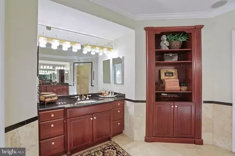 8896 Olson Ct, Mclean, VA 22102 photo 38