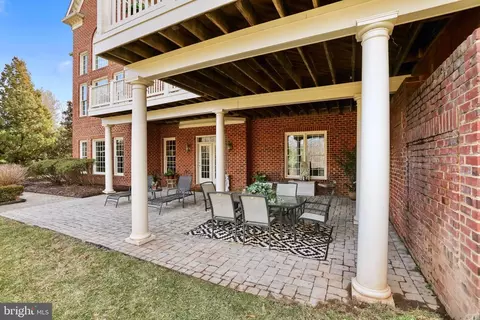 8896 Olson Ct, Mclean, VA 22102 photo 65