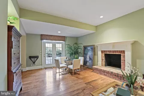 8896 Olson Ct, Mclean, VA 22102 photo 60