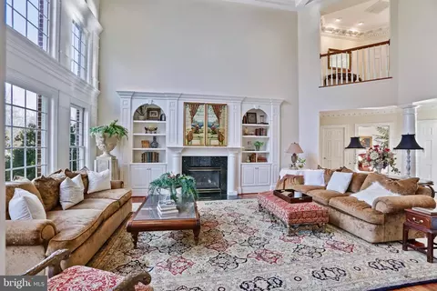 8896 Olson Ct, Mclean, VA 22102 photo 17