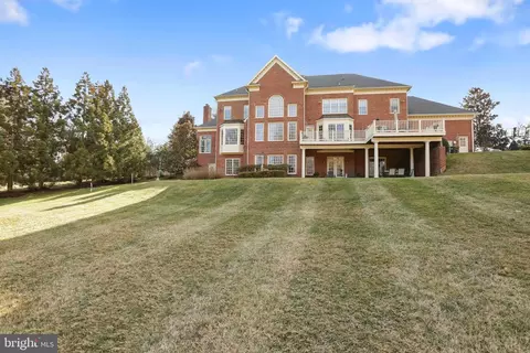 8896 Olson Ct, Mclean, VA 22102 photo 70