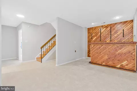 10328 Eclipse Ln, Great Falls, VA 22066 photo 31