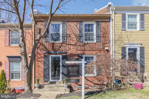 2472 Windbreak Dr, Alexandria, VA 22306