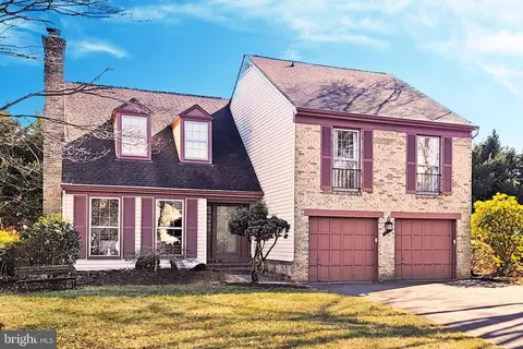 500 A Woodland Ct NW, Vienna, VA 22180