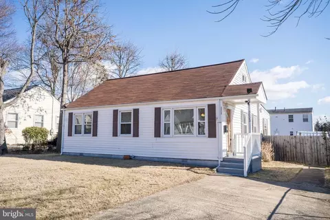 3023 Westfall Pl, Falls Church, VA 22042