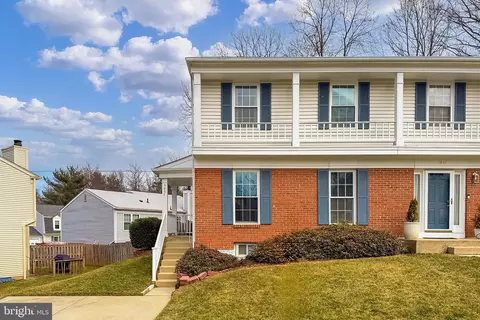 5957 Powells Landing Rd, Burke, VA 22015