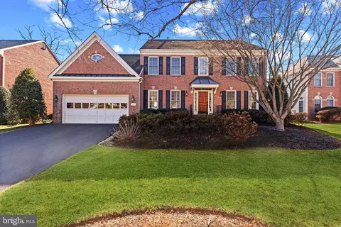 1611 Noral Pl, Alexandria, VA 22308