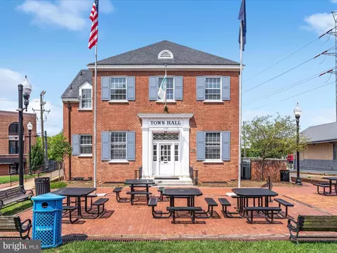 772 3rd St, Herndon, VA 20170 photo 48