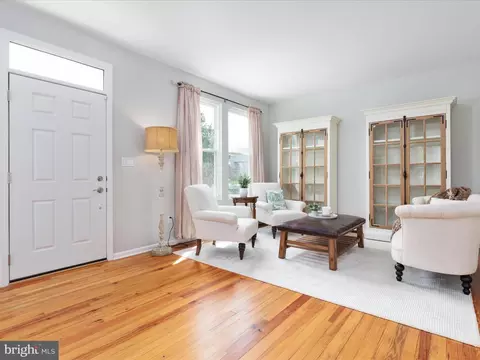 772 3rd St, Herndon, VA 20170 photo 5
