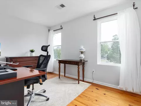 772 3rd St, Herndon, VA 20170 photo 24
