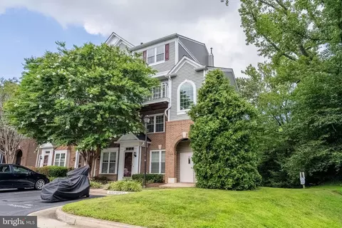 5930 Kimberly Anne #301, Alexandria, VA 22310