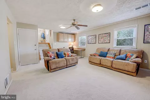 8812 Side Saddle Rd, Springfield, VA 22152 photo 29