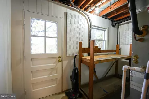 8812 Side Saddle Rd, Springfield, VA 22152 photo 34