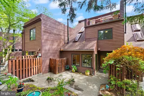 2013 Turtle Pond Dr, Reston, VA 20191 photo 58
