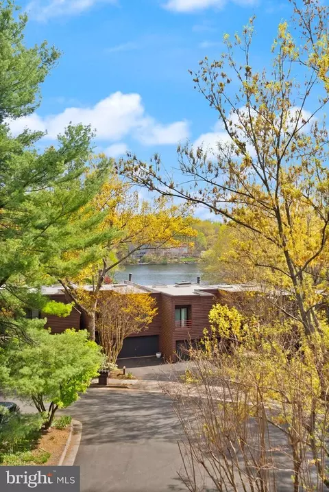 2013 Turtle Pond Dr, Reston, VA 20191 photo 60