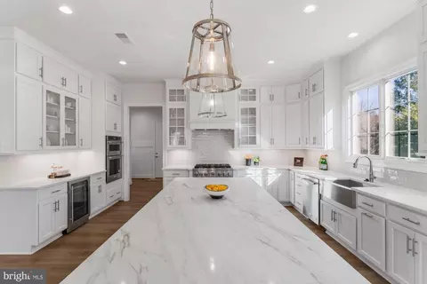 Kitchen - 1767 Proffit Rd, Vienna, VA 22182 photo 5 of 5