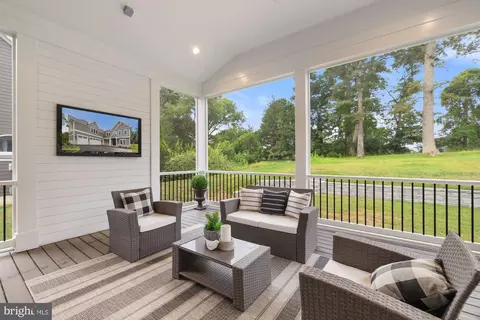Exterior - 1767 Proffit Rd, Vienna, VA 22182 photo 5 of 15