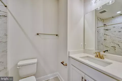 1812 Opalocka Dr, Mclean, VA 22101 photo 32