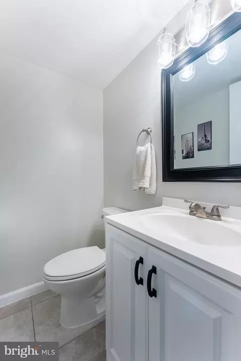 8307 Forrester Blvd, Springfield, VA 22152 photo 38