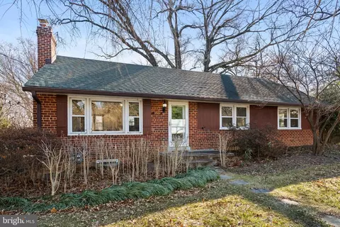 3501 Annandale Rd, Annandale, VA 22003