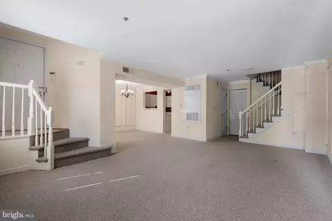 Living - 1625 International Dr #TH-2, Mclean, VA 22102 photo 1 of 6